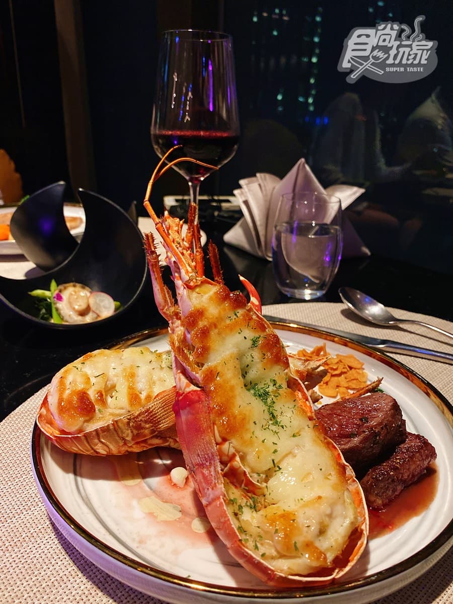 張惠妹、蕭敬騰指定飯店!小資爽住「明星級體驗」、超浮誇「透明水族箱泳池」必拍 張惠妹、蕭敬騰指定飯店!小資爽住「明星級體驗」、超浮誇「透明水族箱泳池」必拍