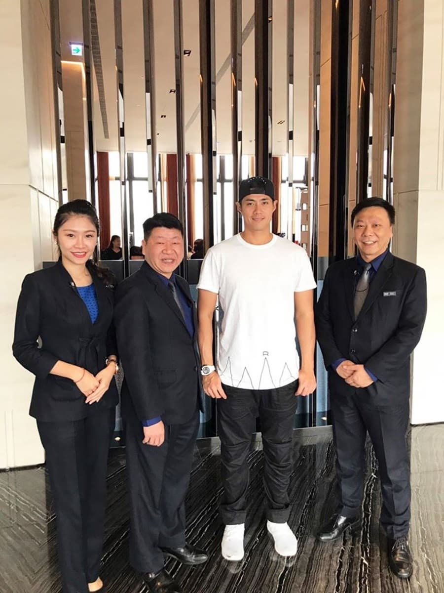 張惠妹、蕭敬騰指定飯店!小資爽住「明星級體驗」、超浮誇「透明水族箱泳池」必拍 張惠妹、蕭敬騰指定飯店!小資爽住「明星級體驗」、超浮誇「透明水族箱泳池」必拍