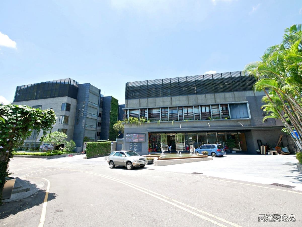 1.8折起!北中南3家親子必住飯店:400坪遊戲室、戶外戲水池、巨型大富翁房 1.8折起!北中南3家親子必住飯店:400坪遊戲室、戶外戲水池、巨型大富翁房
