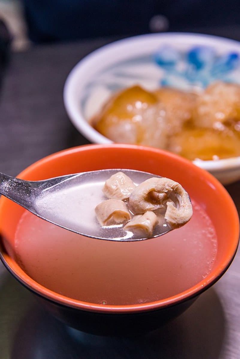 東港第二市場必吃70年肉丸!內行人點法:肉丸雙併+三腸+15元四神湯 東港第二市場必吃70年肉丸!內行人點法:肉丸雙併+三腸+15元四神湯