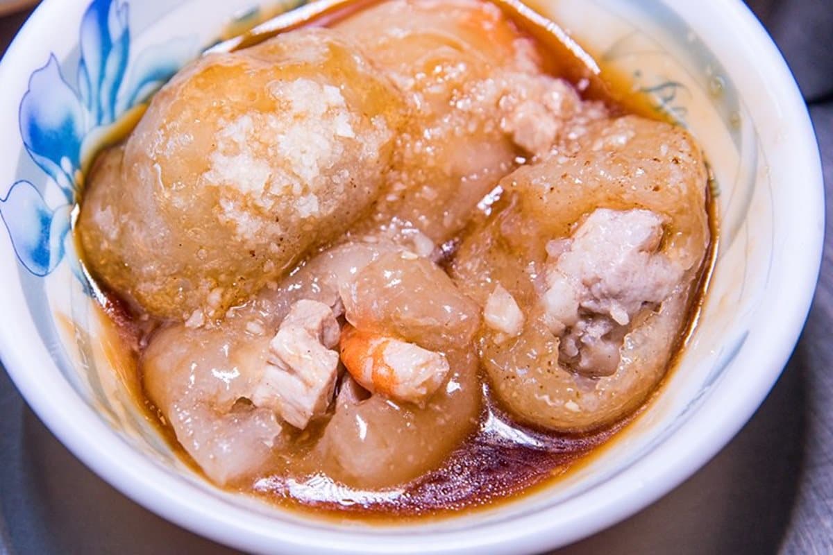東港第二市場必吃70年肉丸!內行人點法:肉丸雙併+三腸+15元四神湯 東港第二市場必吃70年肉丸!內行人點法:肉丸雙併+三腸+15元四神湯