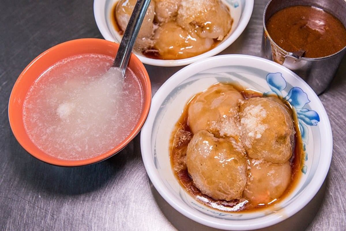 東港第二市場必吃70年肉丸!內行人點法:肉丸雙併+三腸+15元四神湯 東港第二市場必吃70年肉丸!內行人點法:肉丸雙併+三腸+15元四神湯
