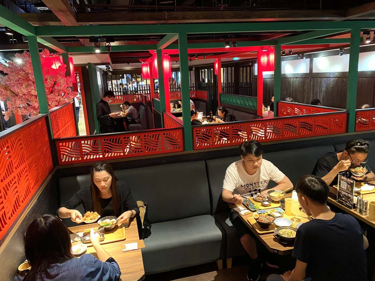 打卡根本像日本!還直接送秋刀魚,台中屋台風日式丼飯「滿500送500」 打卡根本像日本!還直接送秋刀魚,台中屋台風日式丼飯「滿500送500」