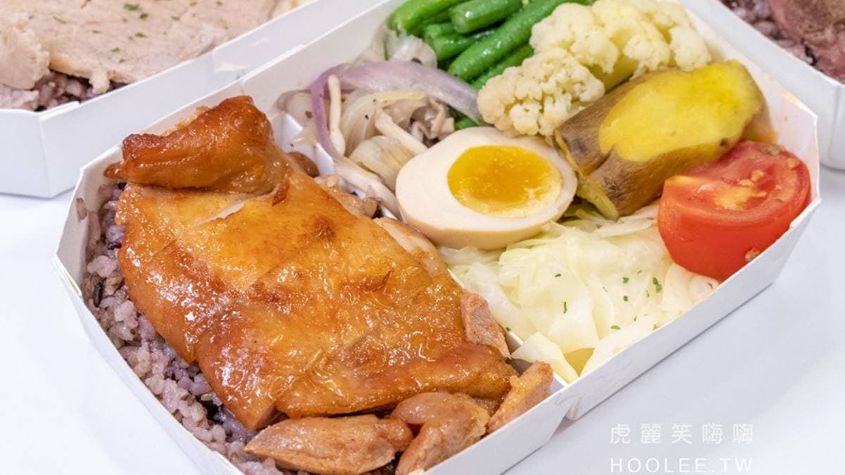 【新開店】手機先吃!高雄文青風便當店超美拍,必吃內用限定浮誇海大蝦 【新開店】手機先吃!高雄文青風便當店超美拍,必吃內用限定浮誇海大蝦