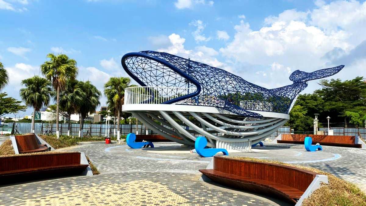 美拍鯨魚回來了!台南安平打卡熱點「大魚的祝福」回歸,漁光島新增鯨魚尾巴快來拍 美拍鯨魚回來了!台南安平打卡熱點「大魚的祝福」回歸,漁光島新增鯨魚尾巴快來拍