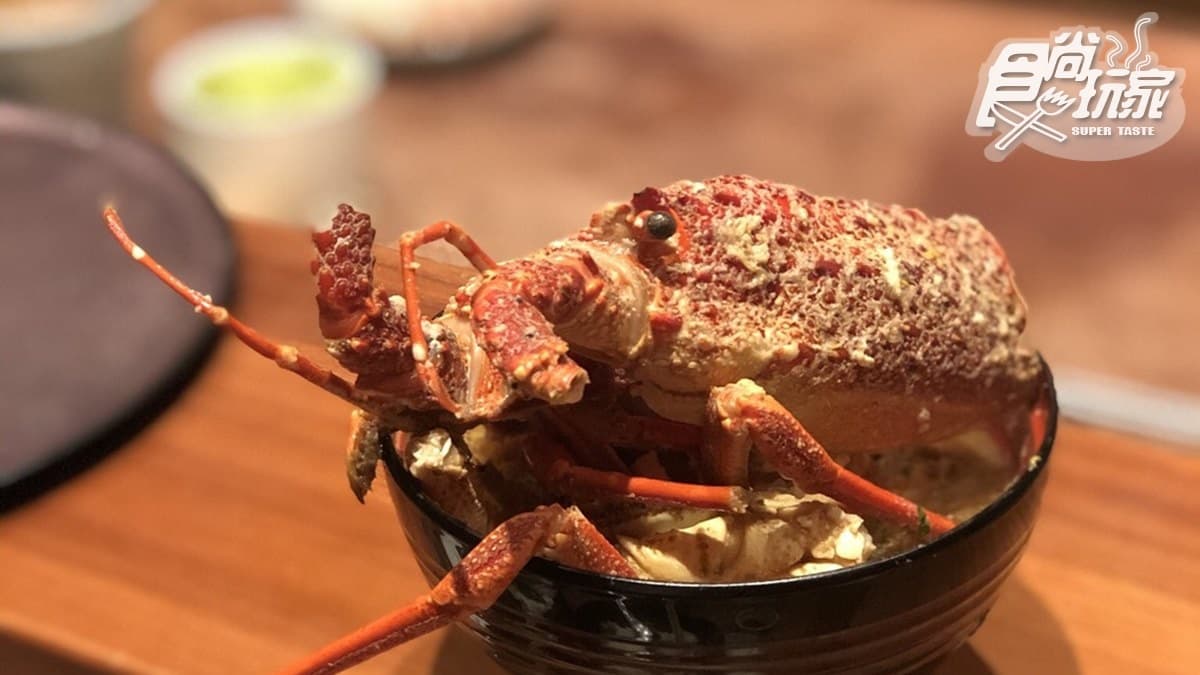 每日限量快搶!超狂「整隻黃金龍蝦海鮮丼」不用千元,獨創4段吃法超享受 每日限量快搶!超狂「整隻黃金龍蝦海鮮丼」不用千元,獨創4段吃法超享受