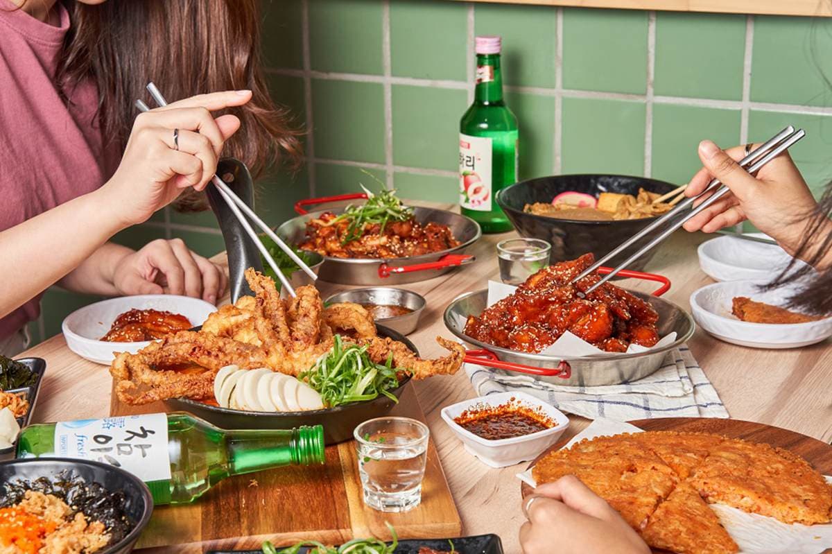 情人餐今天就開吃!17盎司牛排買一送一,美牛+松阪豬雙色肉蛋糕免費送 情人餐今天就開吃!17盎司牛排買一送一,美牛+松阪豬雙色肉蛋糕免費送