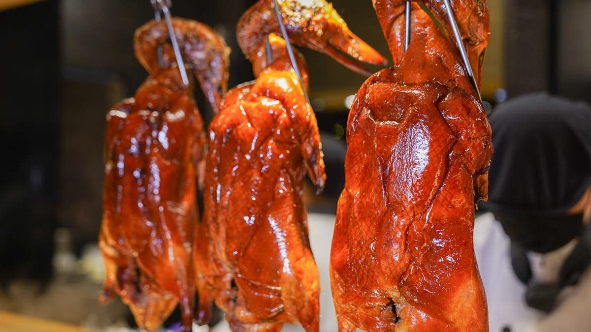 肉控最愛!高雄人氣Buffet菜色超多樣,必吃水嫩戰斧豬、脆皮烤鴨 肉控最愛!高雄人氣Buffet菜色超多樣,必吃水嫩戰斧豬、脆皮烤鴨