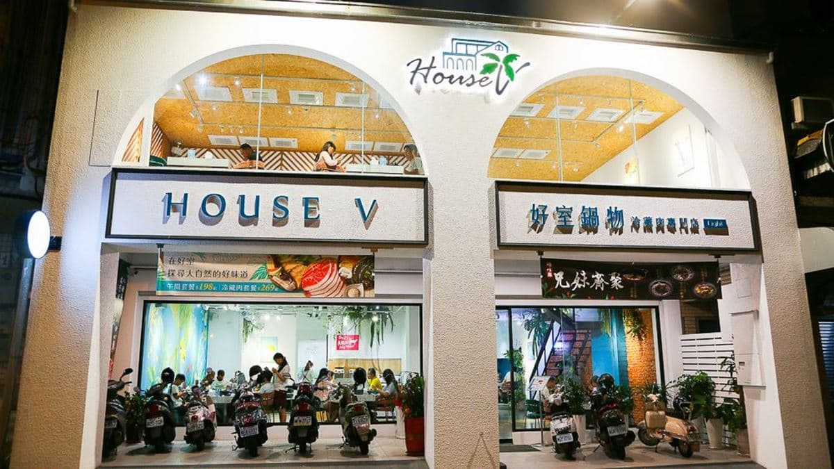 人氣網美火鍋店插旗台南!超澎派海陸龍蝦鍋只要699元,打卡必拍非洲叢林手繪牆 人氣網美火鍋店插旗台南!超澎派海陸龍蝦鍋只要699元,打卡必拍非洲叢林手繪牆