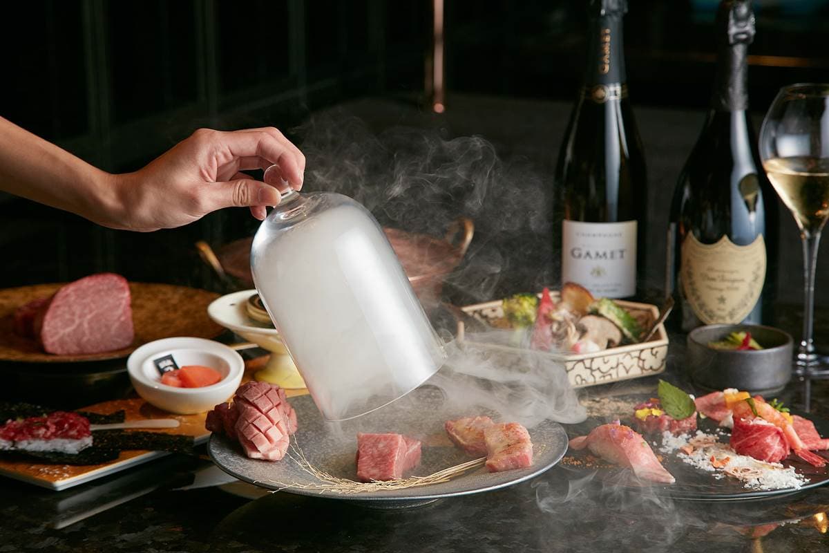 爽吃澎派大餐!5大人氣燒肉、火鍋推「跨年」套餐,日本和牛、波士頓龍蝦都吃得到 爽吃澎派大餐!5大人氣燒肉、火鍋推「跨年」套餐,日本和牛、波士頓龍蝦都吃得到