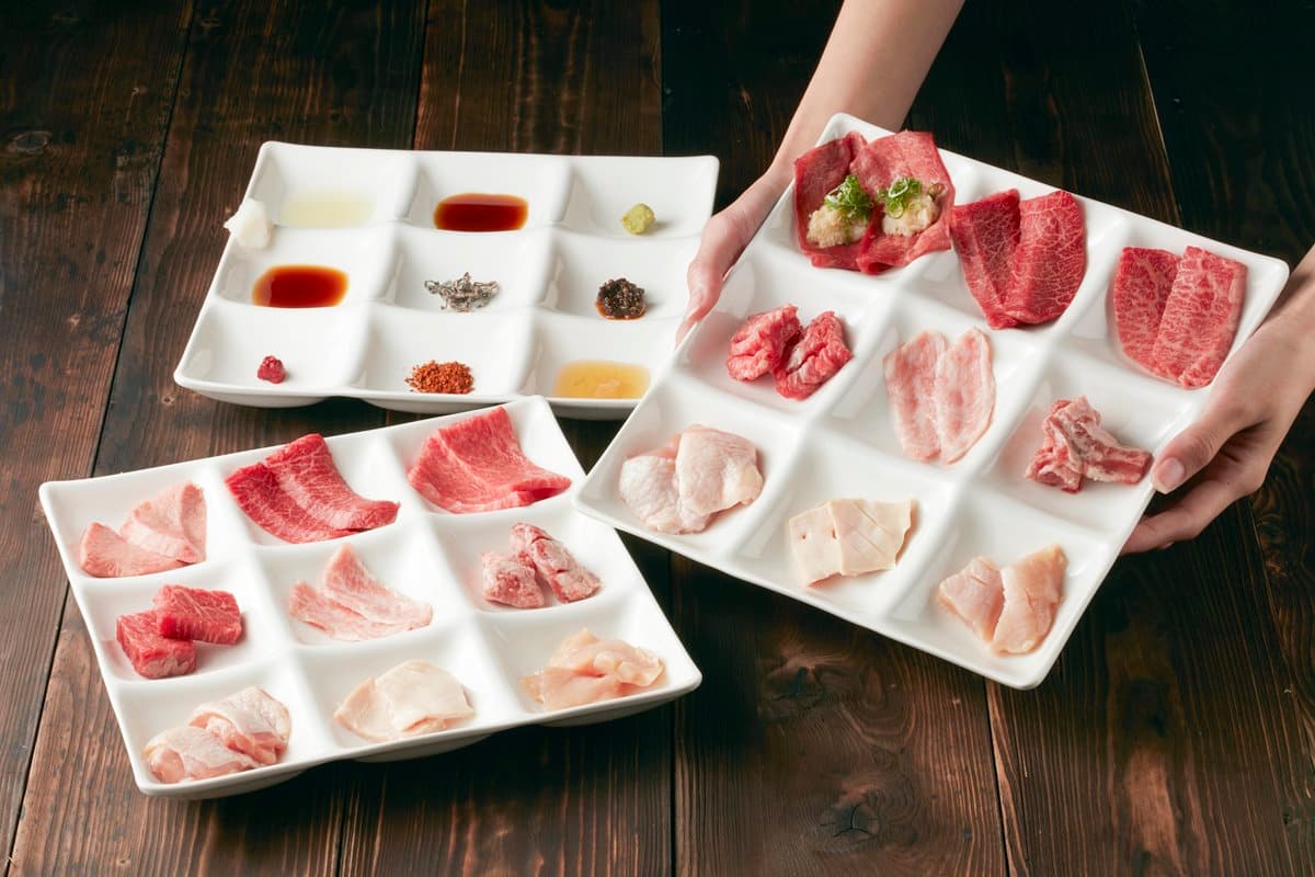 【新開店】連續5天「燒肉買一送一」!乾杯BAR重返東區,再推3天「打卡送生啤酒」 【新開店】連續5天「燒肉買一送一」!乾杯BAR重返東區,再推3天「打卡送生啤酒」