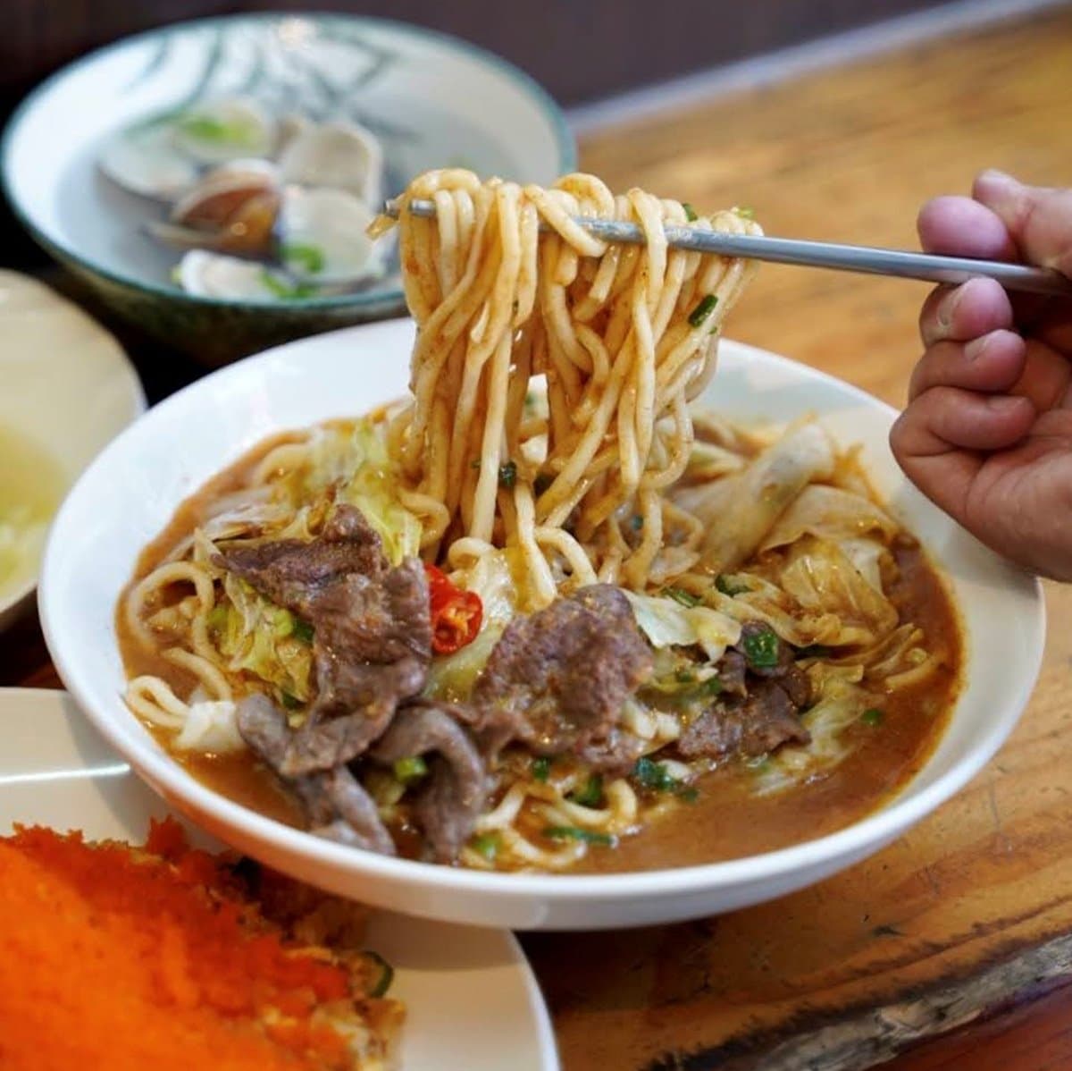 吸睛度破表!新竹人狂推「很難吃炒飯」有滿滿魚卵,爆料鮮甜蛤蜊湯也必點 吸睛度破表!新竹人狂推「很難吃炒飯」有滿滿魚卵,爆料鮮甜蛤蜊湯也必點