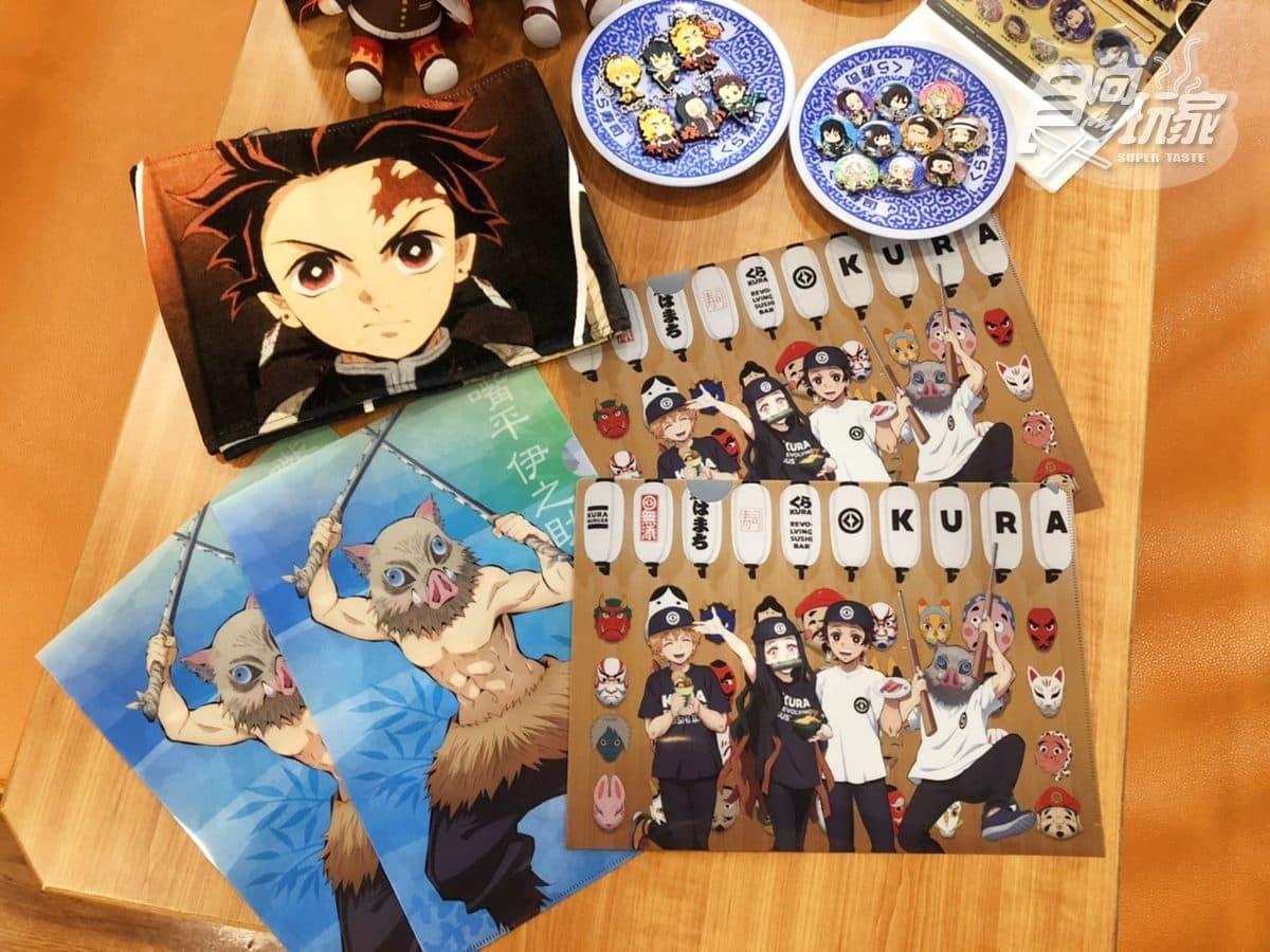 穿店服「炭治郎」好帥!藏壽司推12款「鮮蝦、鮭魚」新口味,加碼2款鬼滅之刃文件夾 穿店服「炭治郎」好帥!藏壽司推12款「鮮蝦、鮭魚」新口味,加碼2款鬼滅之刃文件夾