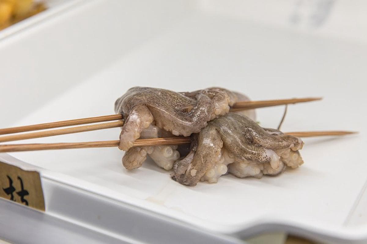 嗜辣者快筆記!台北正宗四川串串鍋牛油底料隨你加,必吃爽脆牛板筋、麻辣小龍蝦 嗜辣者快筆記!台北正宗四川串串鍋牛油底料隨你加,必吃爽脆牛板筋、麻辣小龍蝦