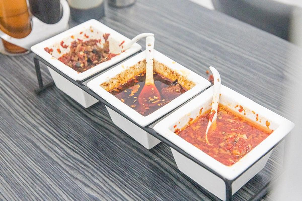 巷仔內的美味!板橋口碑麵店必吃銷魂獅子頭,香甜肉汁搭配清爽湯頭一喝停不下 巷仔內的美味!板橋口碑麵店必吃銷魂獅子頭,香甜肉汁搭配清爽湯頭一喝停不下