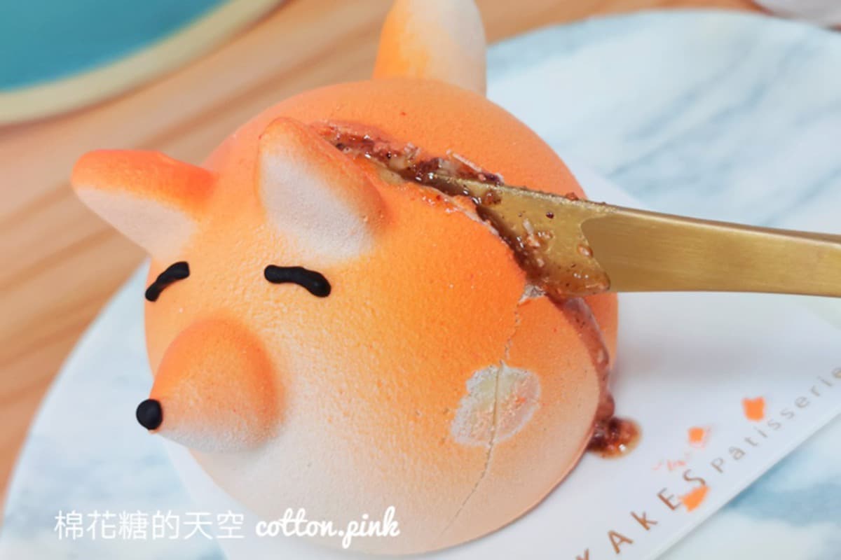 期間限定!台中人氣甜點店打卡必點耶誕造型蛋糕,超萌「胖小狐」一切就爆漿 期間限定!台中人氣甜點店打卡必點耶誕造型蛋糕,超萌「胖小狐」一切就爆漿