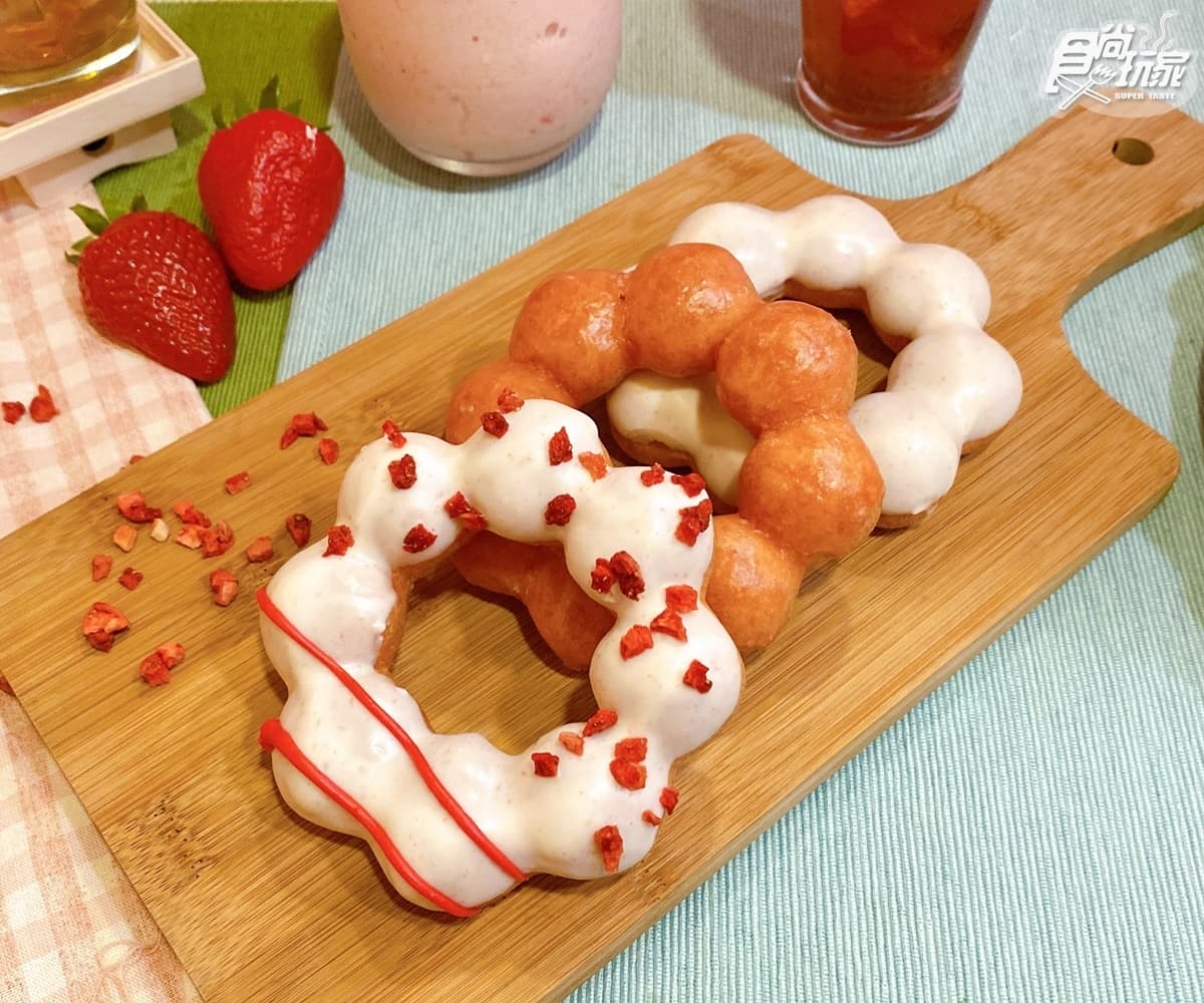 限時買三送一!Mister Donut「白雪草莓季」開跑,先吃夢幻系「白雪草莓貝貝」 限時買三送一!Mister Donut「白雪草莓季」開跑,先吃夢幻系「白雪草莓貝貝」