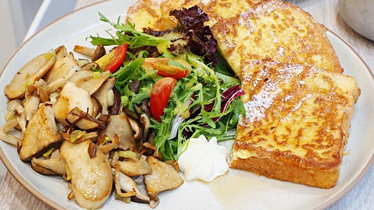 水水看過來!天母網美系早午餐必點「老饕上蓋牛」,手工布丁一吃停不下 水水看過來!天母網美系早午餐必點「老饕上蓋牛」,手工布丁一吃停不下