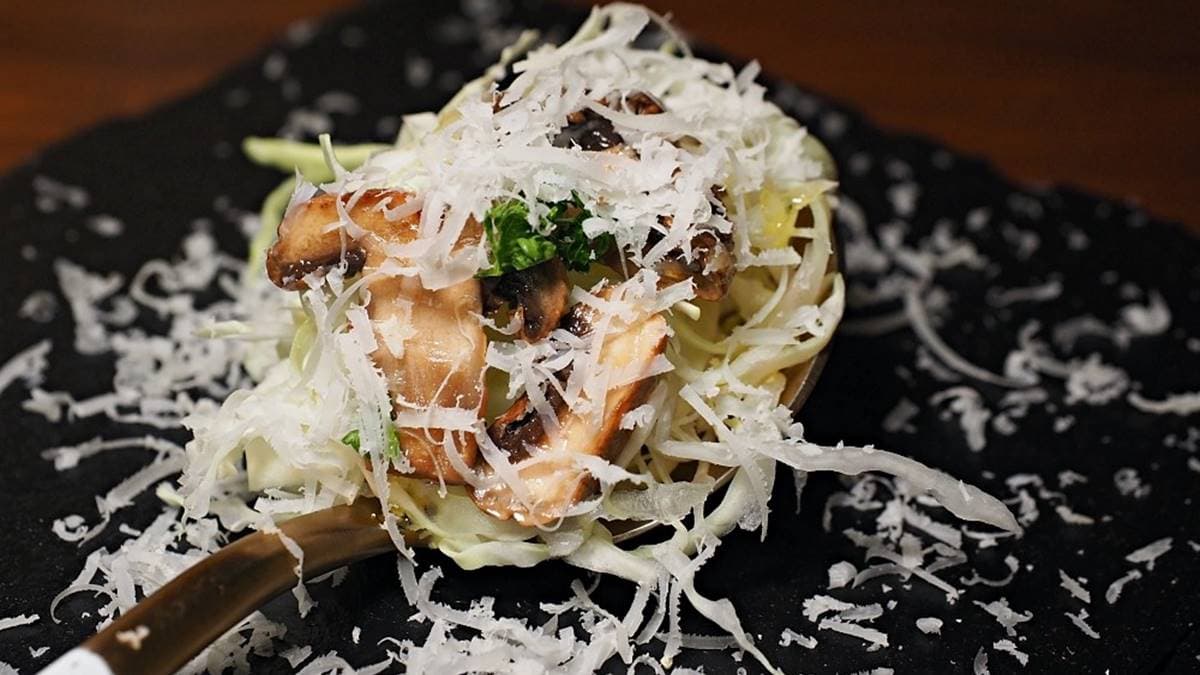 私廚料理只要800元!天母異國餐廳必點邪惡「鴨肝松露牛肉堡」,龍蝦泡飯蝦味爆表 私廚料理只要800元!天母異國餐廳必點邪惡「鴨肝松露牛肉堡」,龍蝦泡飯蝦味爆表