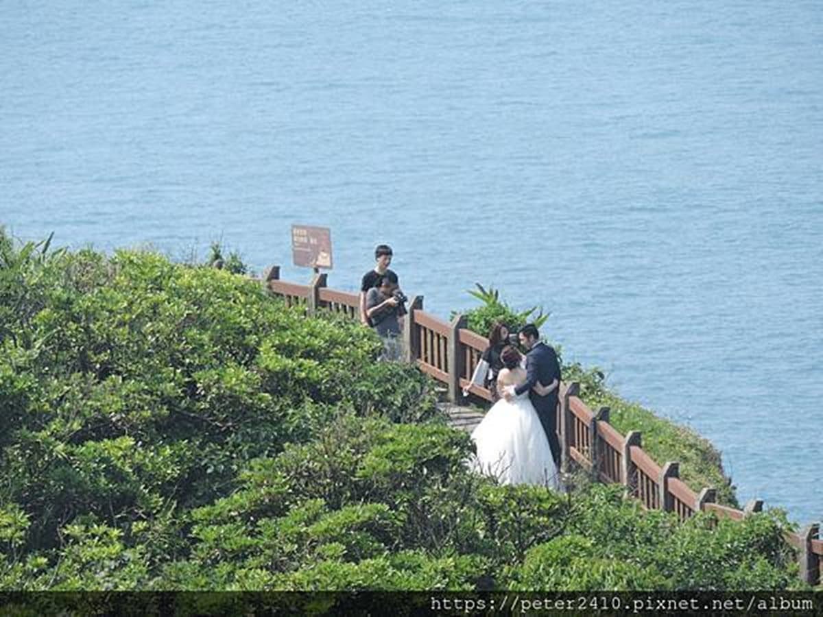 八斗子婚攝景點首選!翠綠山谷賞無敵海灣,80高地打卡絕美基隆嶼 八斗子婚攝景點首選!翠綠山谷賞無敵海灣,80高地打卡絕美基隆嶼