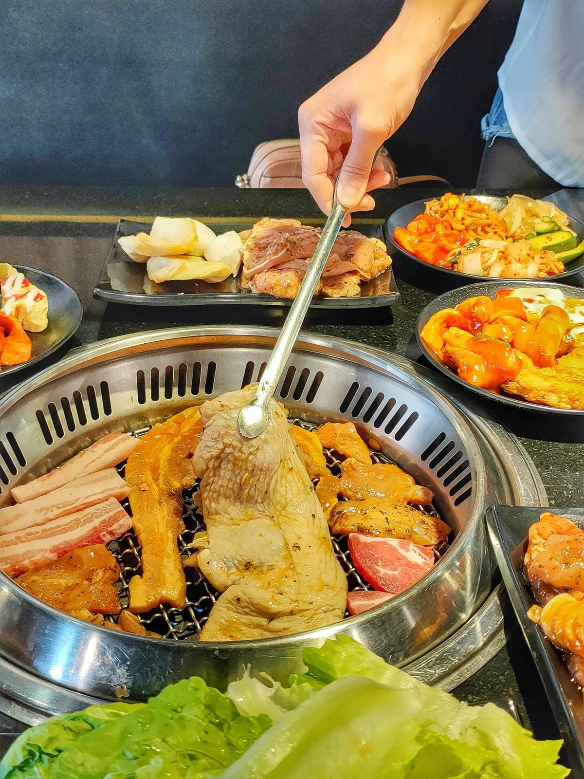 想吃先預約!桃園超狂韓式燒烤吃到飽只要299元,老饕強推必拿香草雞腿排 想吃先預約!桃園超狂韓式燒烤吃到飽只要299元,老饕強推必拿香草雞腿排