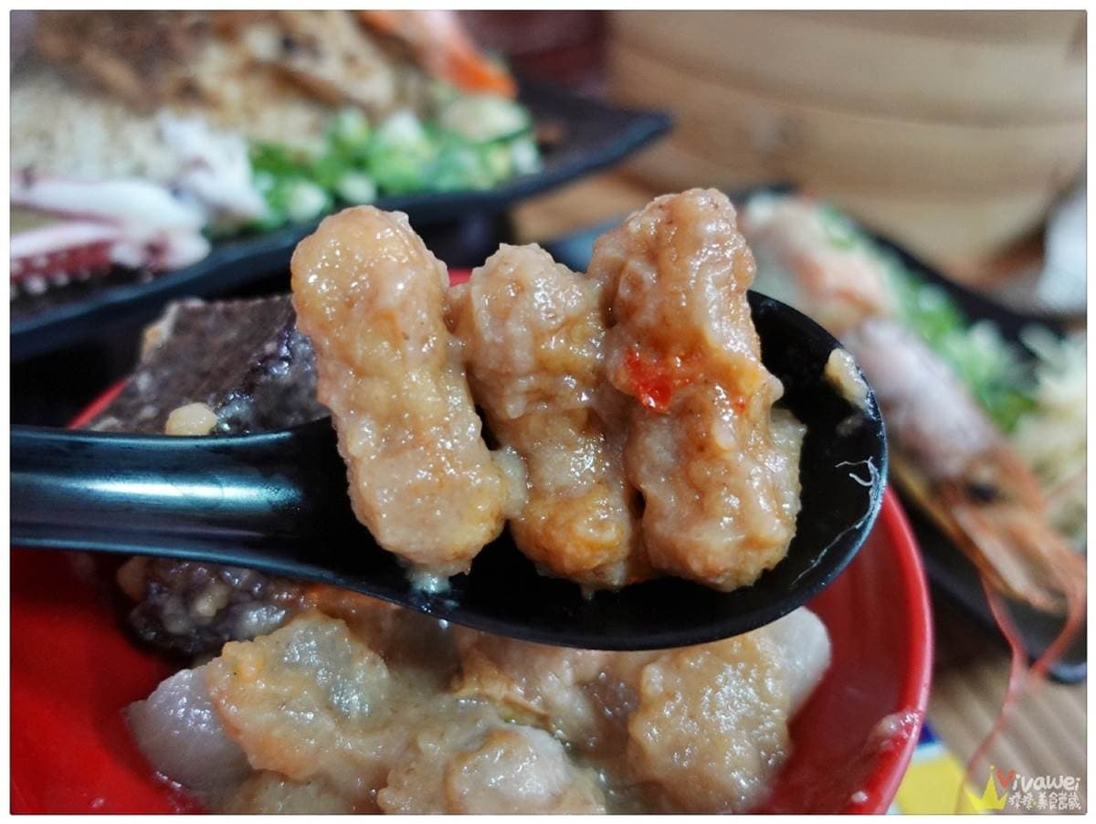 苗栗高CP小吃店給料不手軟!滷肉飯放天使蝦、蒸餃包大干貝、小卷湯麵鋪滿10隻 苗栗高CP小吃店給料不手軟!滷肉飯放天使蝦、蒸餃包大干貝、小卷湯麵鋪滿10隻