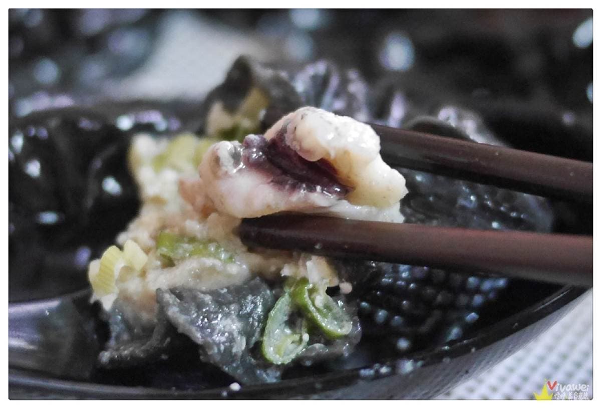 苗栗高CP小吃店給料不手軟!滷肉飯放天使蝦、蒸餃包大干貝、小卷湯麵鋪滿10隻 苗栗高CP小吃店給料不手軟!滷肉飯放天使蝦、蒸餃包大干貝、小卷湯麵鋪滿10隻