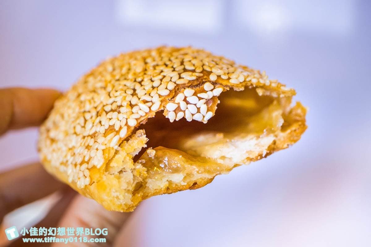 凌晨5點半就排隊!台北超夯早餐必點這7樣:豆腐花鹹豆漿、厚燒餅夾蛋、焦糖甜餅 凌晨5點半就排隊!台北超夯早餐必點這7樣:豆腐花鹹豆漿、厚燒餅夾蛋、焦糖甜餅