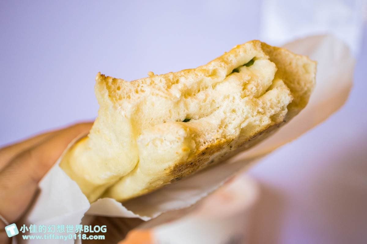 凌晨5點半就排隊!台北超夯早餐必點這7樣:豆腐花鹹豆漿、厚燒餅夾蛋、焦糖甜餅 凌晨5點半就排隊!台北超夯早餐必點這7樣:豆腐花鹹豆漿、厚燒餅夾蛋、焦糖甜餅