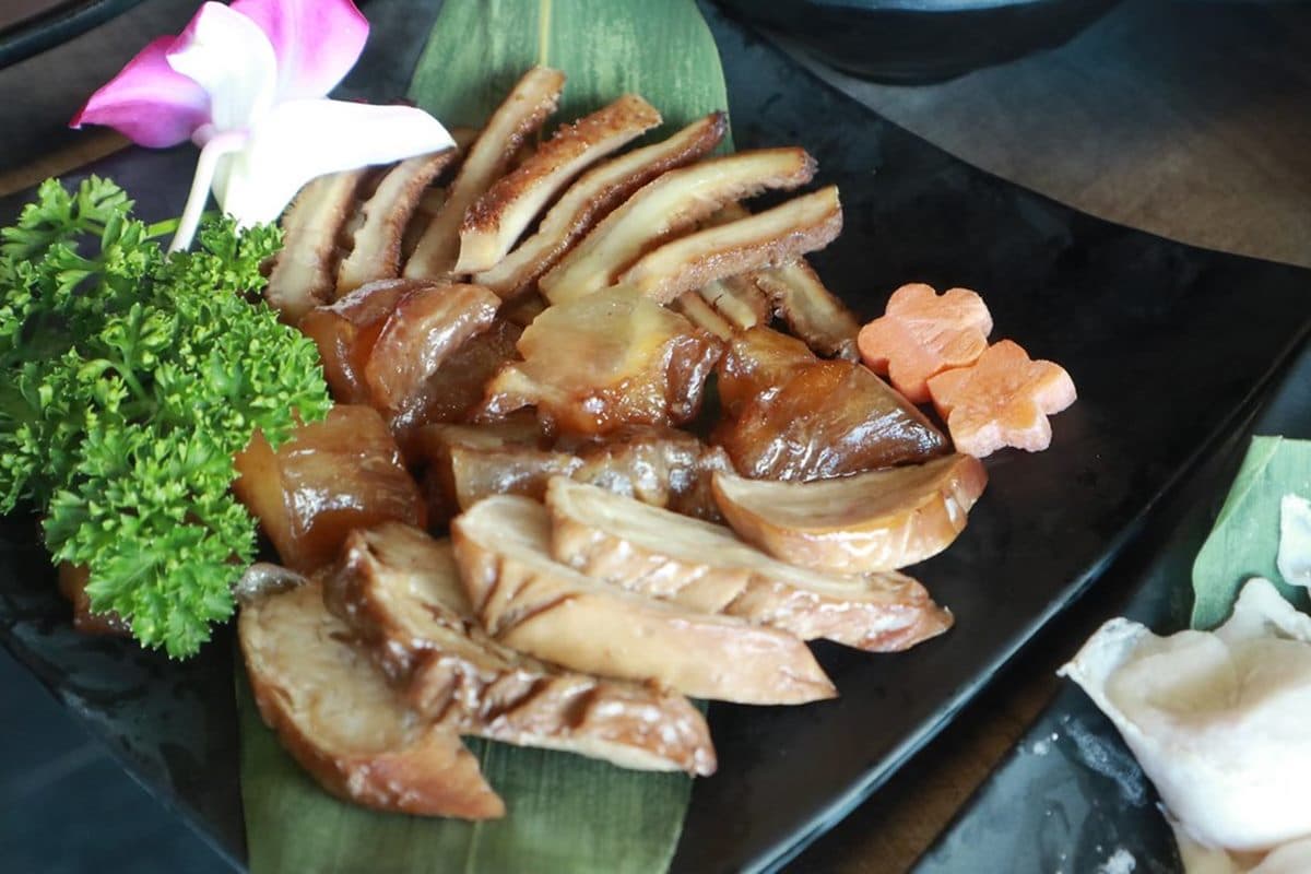 竹科人消夜趴!麻辣鍋澳洲和牛、九孔鮑魚吃到飽,還有紅白酒無限喝 竹科人消夜趴!麻辣鍋澳洲和牛、九孔鮑魚吃到飽,還有紅白酒無限喝