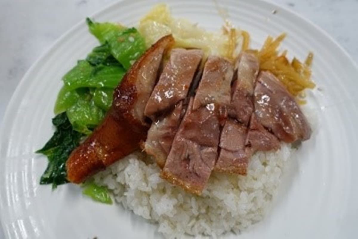 老饕激推勝過米其林!道地燒臘外皮才是精華,人氣鵝腿飯晚來吃不到 老饕激推勝過米其林!道地燒臘外皮才是精華,人氣鵝腿飯晚來吃不到