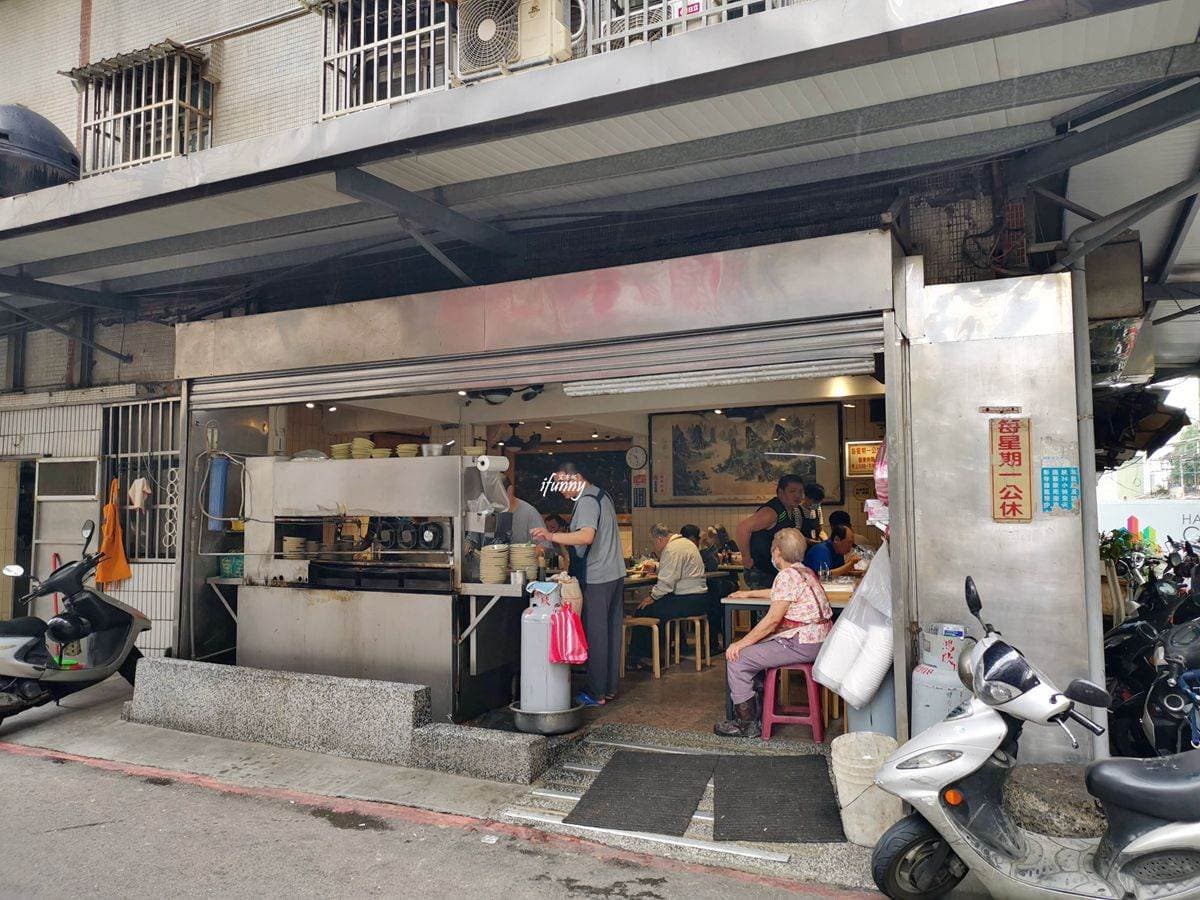 老饕才知!板橋無招牌「乾蚵」鮮甜還會爆漿,加碼隱藏版浮誇乾麵吃法 老饕才知!板橋無招牌「乾蚵」鮮甜還會爆漿,加碼隱藏版浮誇乾麵吃法