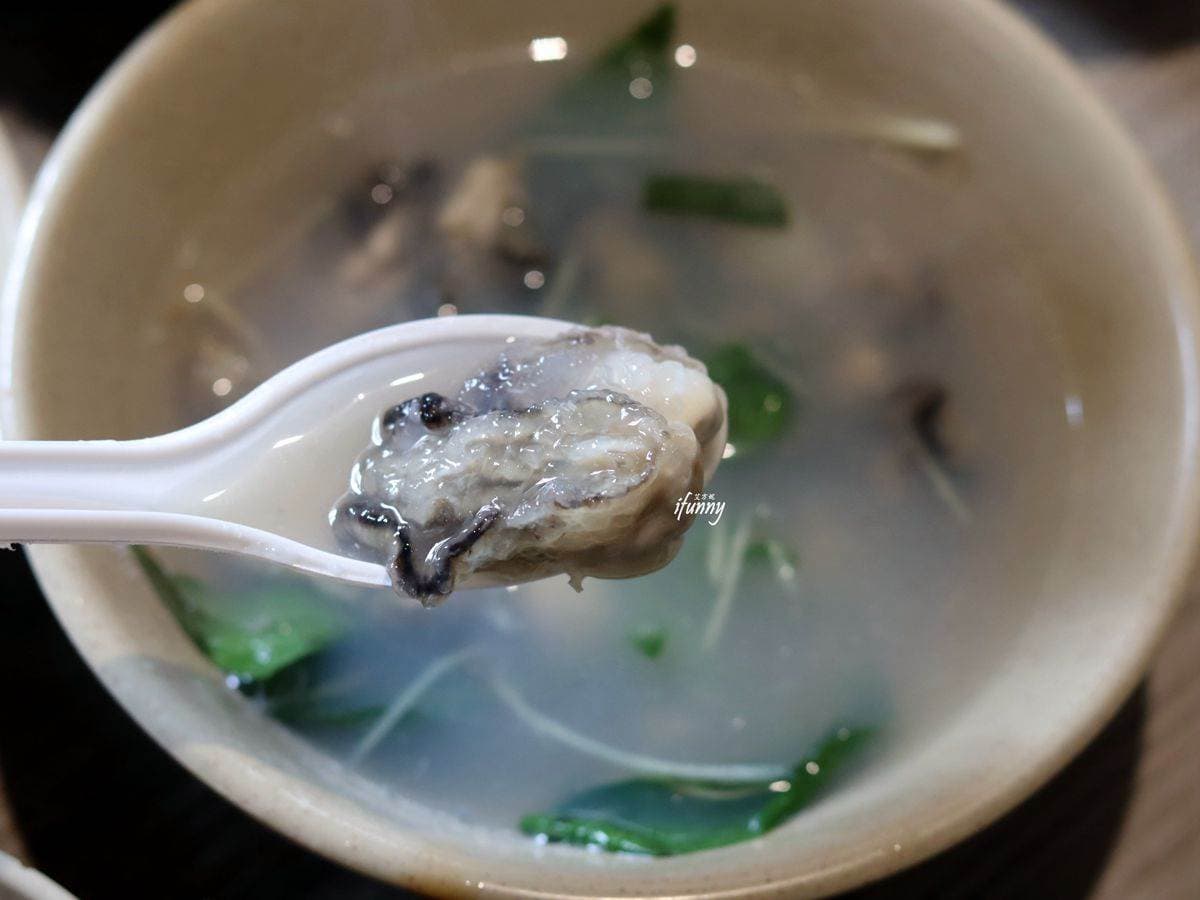 老饕才知!板橋無招牌「乾蚵」鮮甜還會爆漿,加碼隱藏版浮誇乾麵吃法 老饕才知!板橋無招牌「乾蚵」鮮甜還會爆漿,加碼隱藏版浮誇乾麵吃法