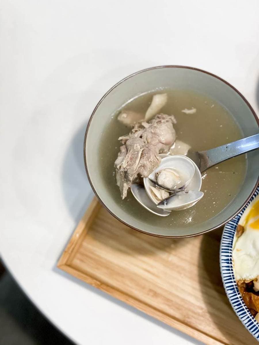 新竹美拍麵店!傳承阿嬤古早味「豆拌麵」香濃唰嘴,配蒜頭胡椒雞湯超合拍 新竹美拍麵店!傳承阿嬤古早味「豆拌麵」香濃唰嘴,配蒜頭胡椒雞湯超合拍