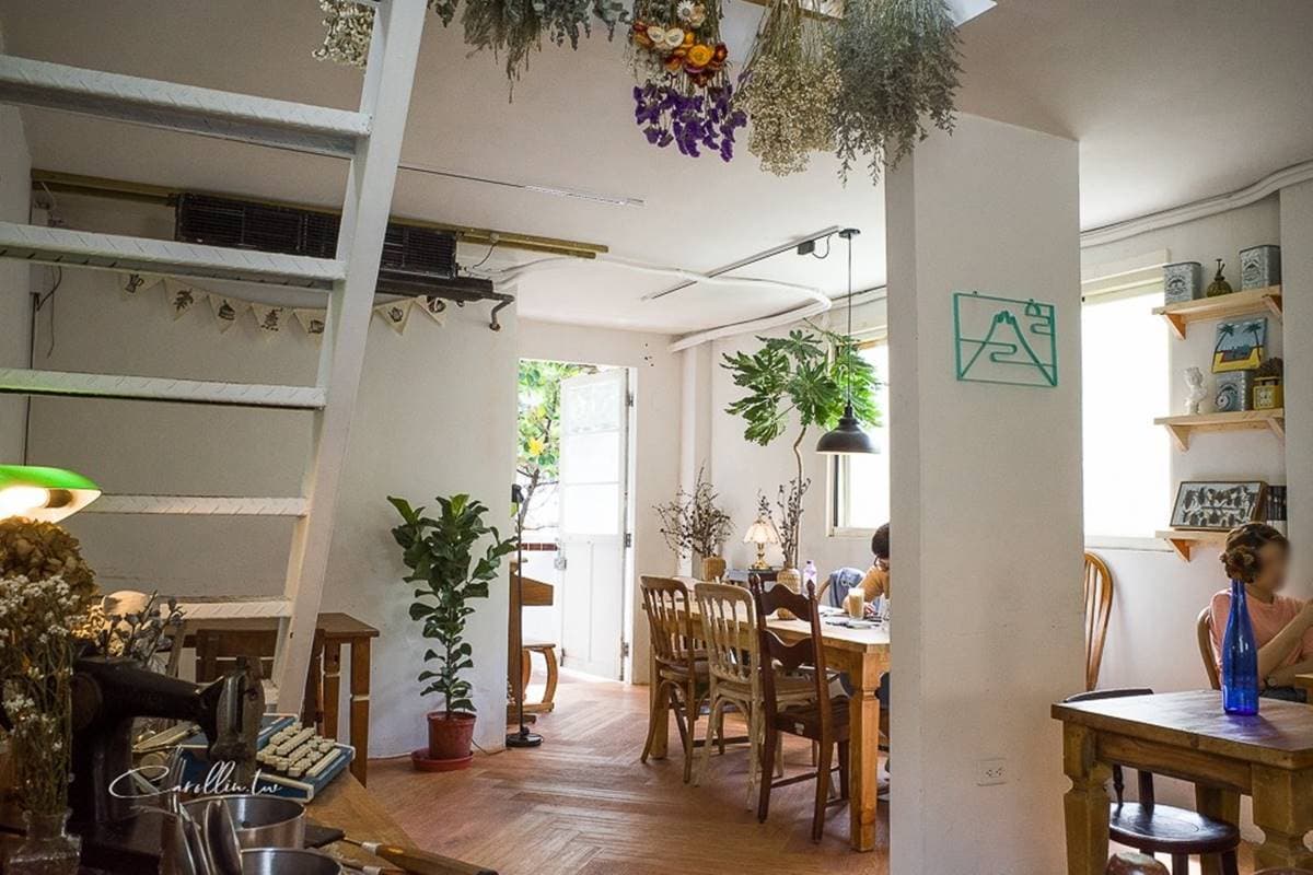 網美快朝聖!暴紅餐酒館必拍浪漫「戶外露臺」,明太子燉飯吃得到整隻「軟殼蟹」 網美快朝聖!暴紅餐酒館必拍浪漫「戶外露臺」,明太子燉飯吃得到整隻「軟殼蟹」
