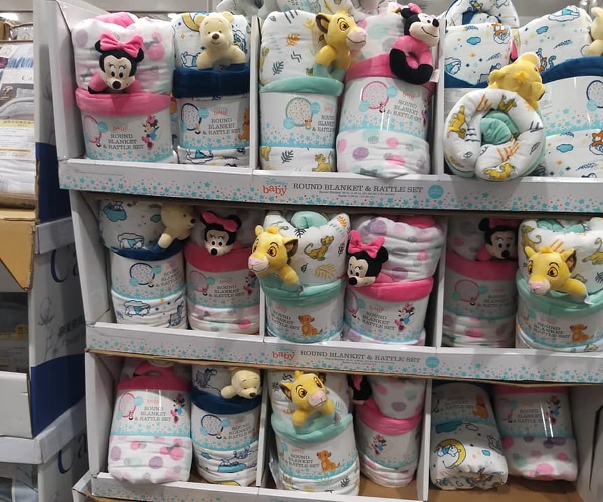 迪士尼控快收!好市多「迪士尼絨毛毯」再度補貨,小飛象、維尼可愛到犯規 迪士尼控快收!好市多「迪士尼絨毛毯」再度補貨,小飛象、維尼可愛到犯規