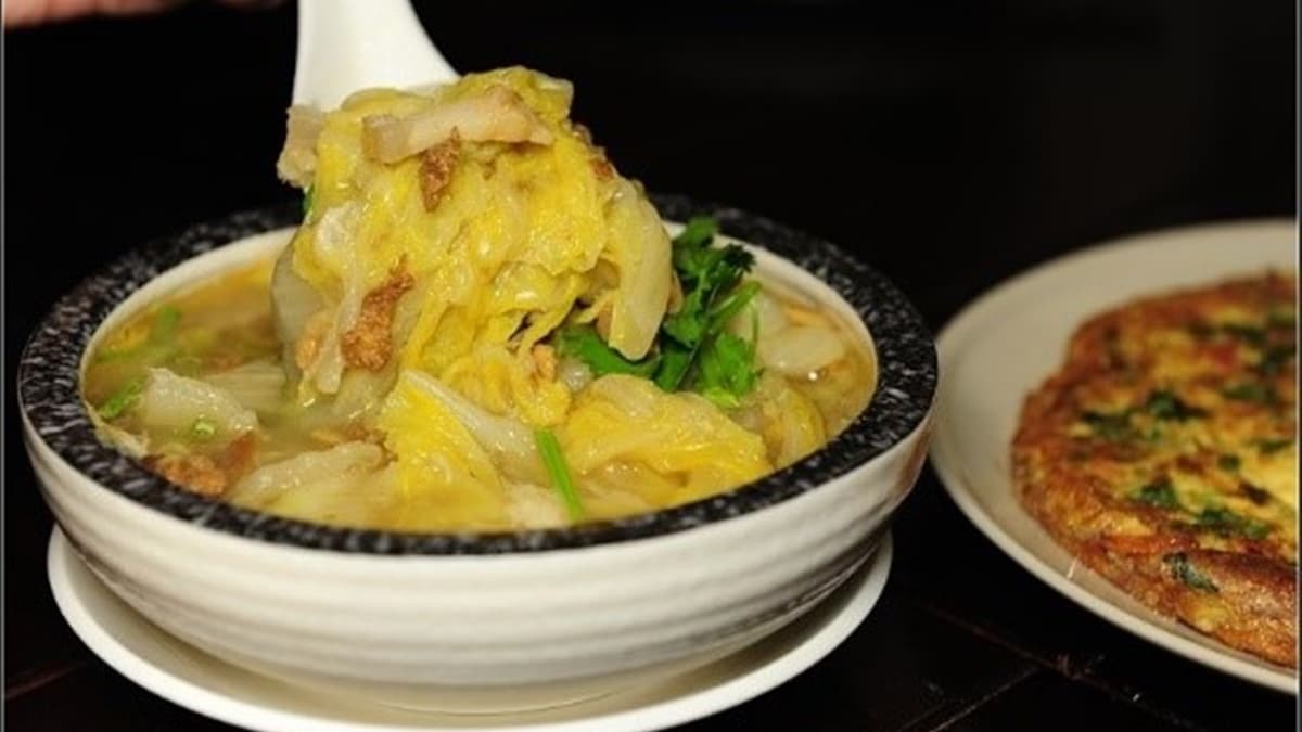 夜間限定!新竹復古麵館搖身一變居酒屋,必點用生命做的滷白菜、3椒合體椒麻雞 夜間限定!新竹復古麵館搖身一變居酒屋,必點用生命做的滷白菜、3椒合體椒麻雞
