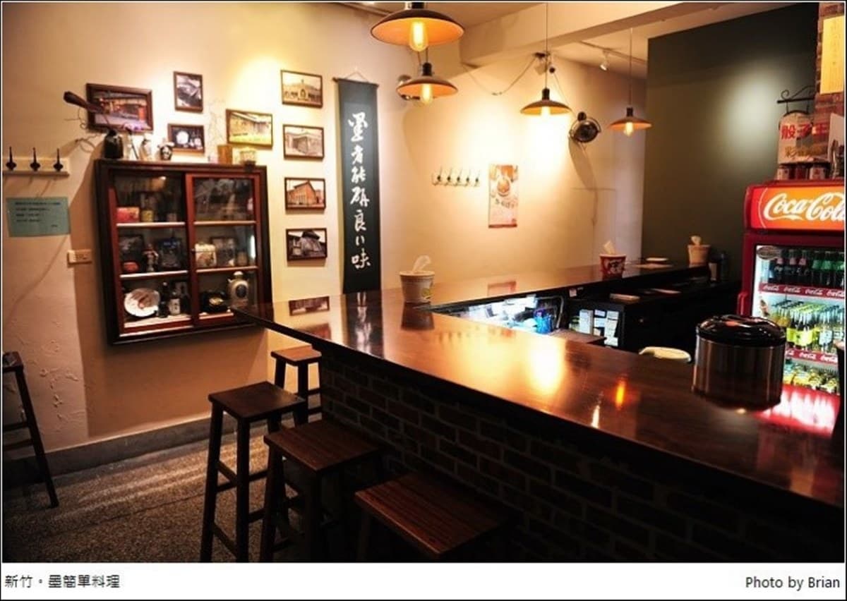 夜間限定!新竹復古麵館搖身一變居酒屋,必點用生命做的滷白菜、3椒合體椒麻雞 夜間限定!新竹復古麵館搖身一變居酒屋,必點用生命做的滷白菜、3椒合體椒麻雞