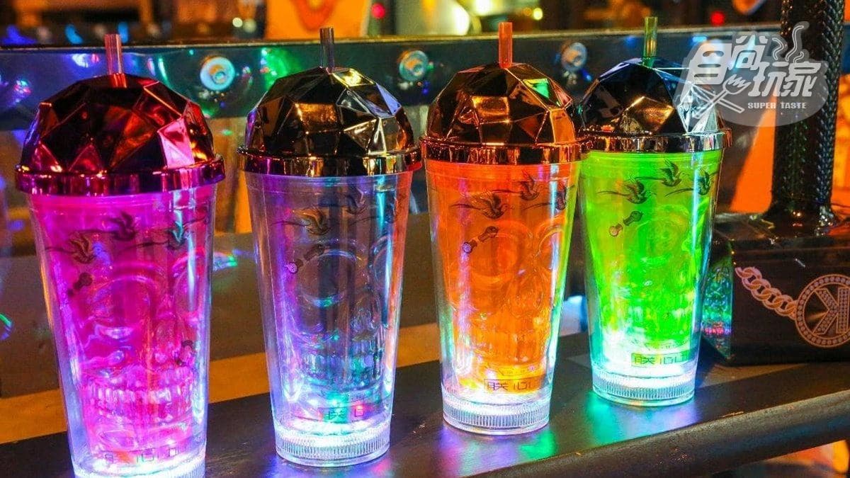 【新開店】索爾也想要!台南最潮手搖飲「雷神之槌」超吸睛,滿額送限量幻彩購物袋 【新開店】索爾也想要!台南最潮手搖飲「雷神之槌」超吸睛,滿額送限量幻彩購物袋