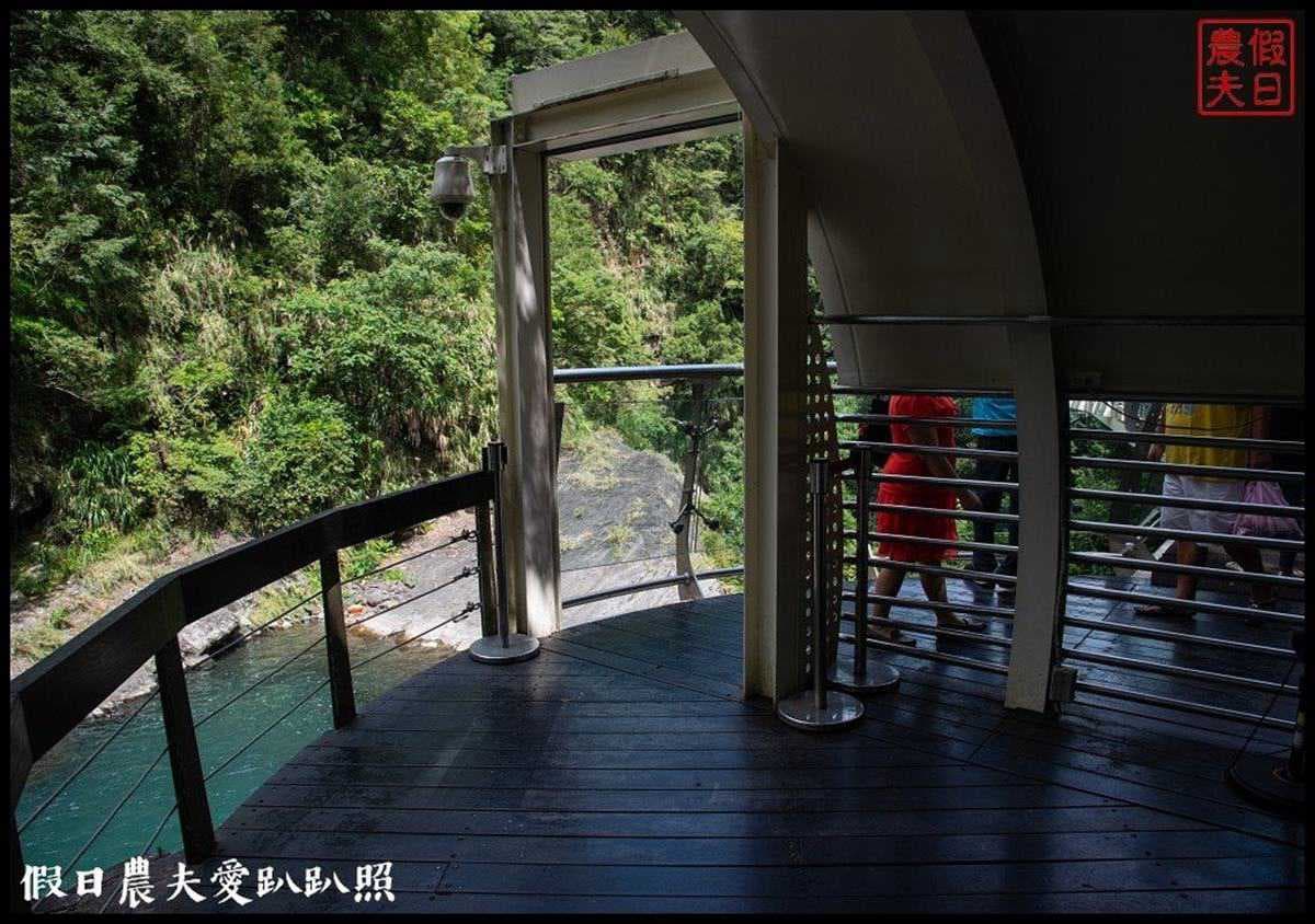 小烏來就這樣玩!透明天空步道賞溪谷美景,挑戰70公尺繩橋還能打卡絕美瀑布 小烏來就這樣玩!透明天空步道賞溪谷美景,挑戰70公尺繩橋還能打卡絕美瀑布