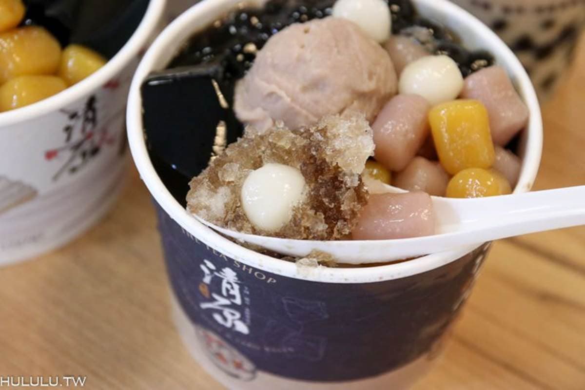 料控尖叫!台南超夯甜品配料滿滿一大碗,仙草招牌還能挑3種料 料控尖叫!台南超夯甜品配料滿滿一大碗,仙草招牌還能挑3種料