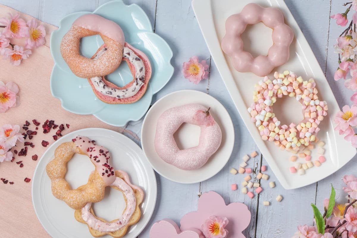 小土匪又來搶錢!Mister Donut「卡娜赫拉」櫻花季浪漫登場,兔兔、P助面紙盒+提袋太欠收 小土匪又來搶錢!Mister Donut「卡娜赫拉」櫻花季浪漫登場,兔兔、P助面紙盒+提袋太欠收