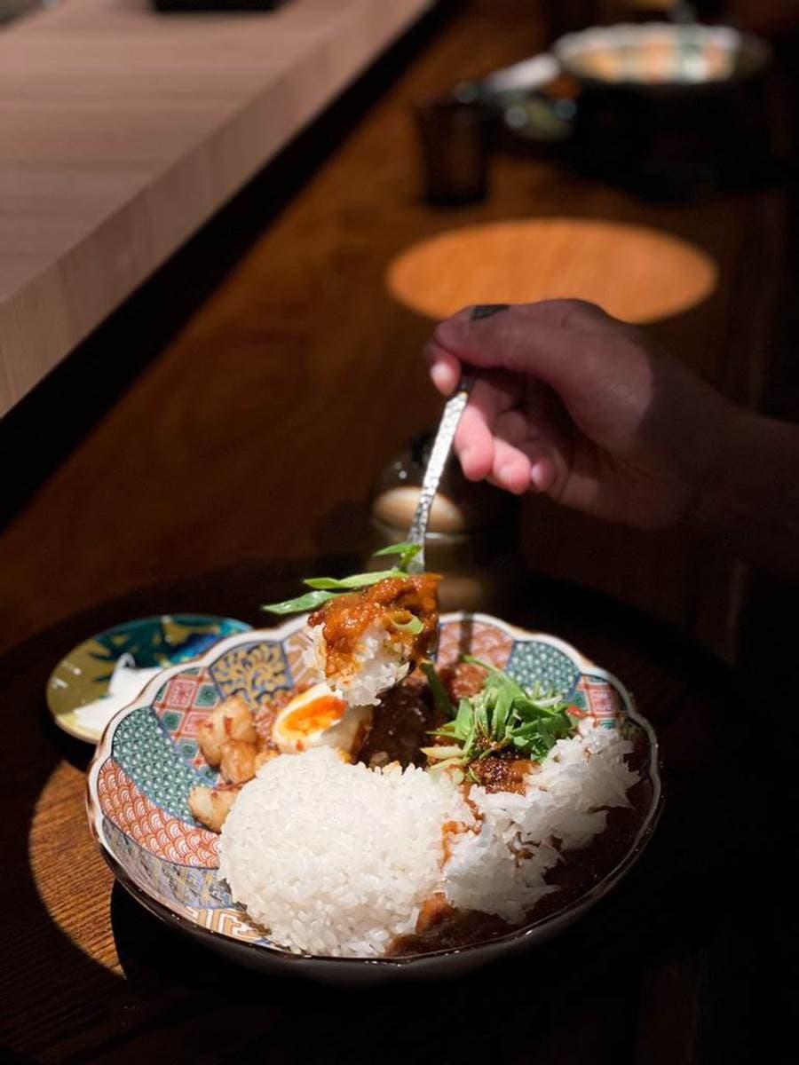 台北排隊名店來台中了!只賣3款咖哩飯、現炸手工天婦羅,可免費加飯、醬汁 台北排隊名店來台中了!只賣3款咖哩飯、現炸手工天婦羅,可免費加飯、醬汁