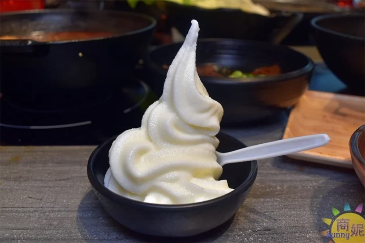 【新開店】海鮮控衝了!台中高CP值火鍋獨享龍蝦最低只要599元,隱藏版套餐有20隻蝦子 【新開店】海鮮控衝了!台中高CP值火鍋獨享龍蝦最低只要599元,隱藏版套餐有20隻蝦子