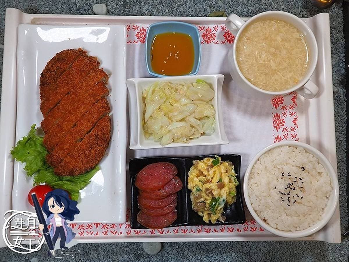 太銷魂!中壢唰嘴鹹豬肉炒飯吃過回不去,超邪惡蛋包熱狗捲有滿滿起司 太銷魂!中壢唰嘴鹹豬肉炒飯吃過回不去,超邪惡蛋包熱狗捲有滿滿起司