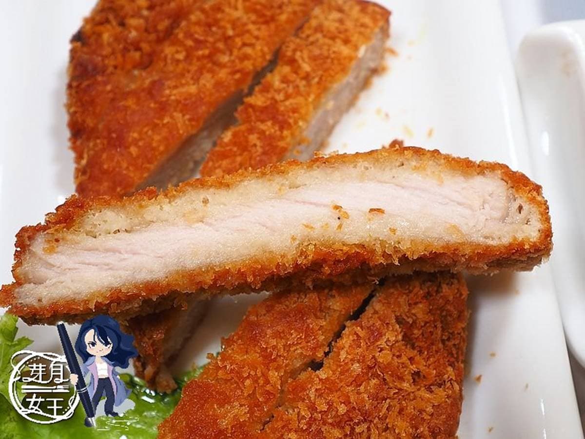 太銷魂!中壢唰嘴鹹豬肉炒飯吃過回不去,超邪惡蛋包熱狗捲有滿滿起司 太銷魂!中壢唰嘴鹹豬肉炒飯吃過回不去,超邪惡蛋包熱狗捲有滿滿起司