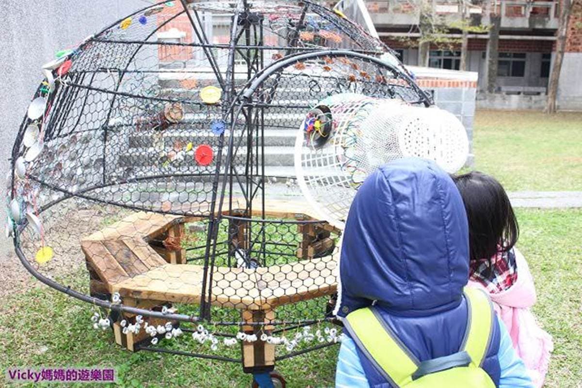 不只有菱角!台南官田親子遊4打卡點:百年大綠傘、無邊際景觀池、「菱香舟影」奇景 不只有菱角!台南官田親子遊4打卡點:百年大綠傘、無邊際景觀池、「菱香舟影」奇景