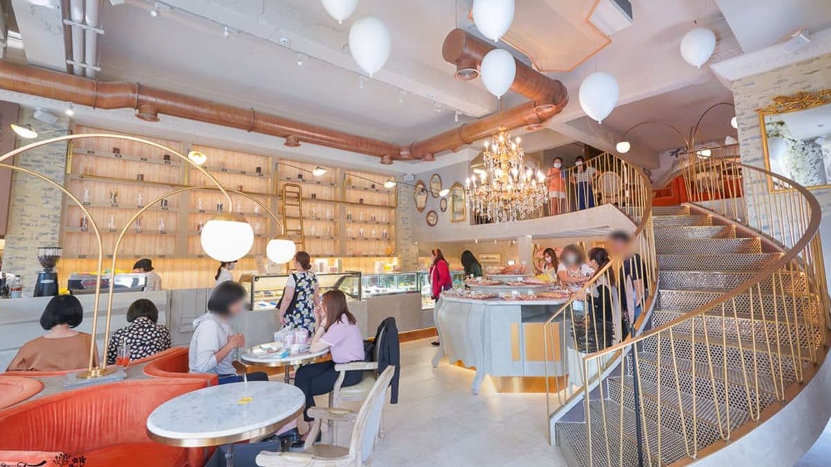 平價貴婦下午茶!台南甜點店能美拍歐風城堡裝潢,必點100元千層、粉嫩開心桃 平價貴婦下午茶!台南甜點店能美拍歐風城堡裝潢,必點100元千層、粉嫩開心桃