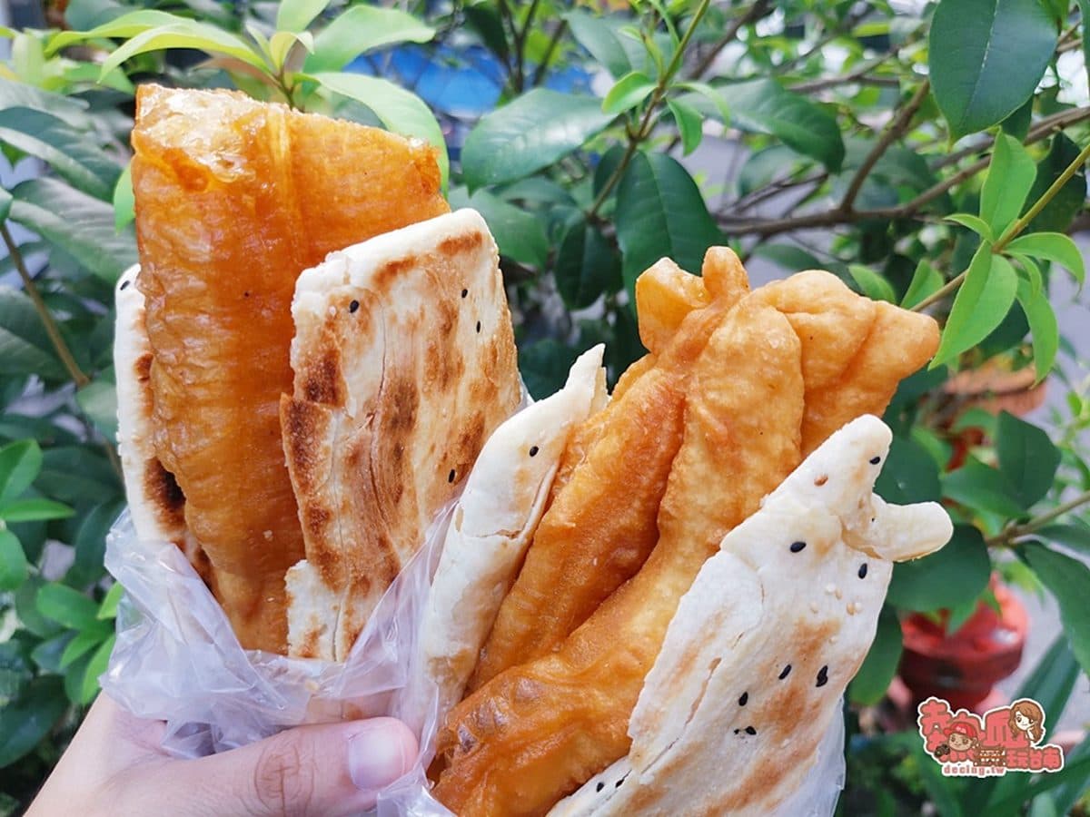 在地人都在排!台南5家超人氣早餐:爆料蔥餅、發財車粉漿蛋餅、35年煎粿仔 在地人都在排!台南5家超人氣早餐:爆料蔥餅、發財車粉漿蛋餅、35年煎粿仔