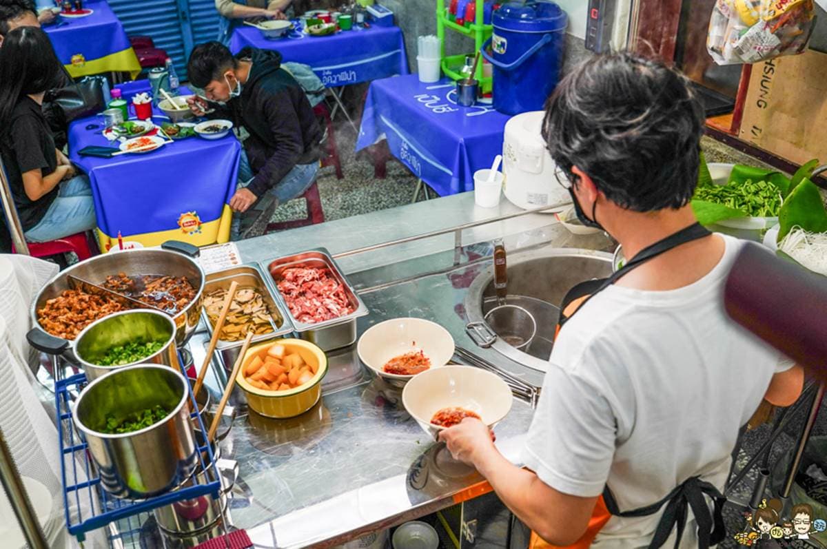 【新開店】泰國人開的!正宗船麵藏身高雄巷弄,必加黃金比例船麵醬 【新開店】泰國人開的!正宗船麵藏身高雄巷弄,必加黃金比例船麵醬